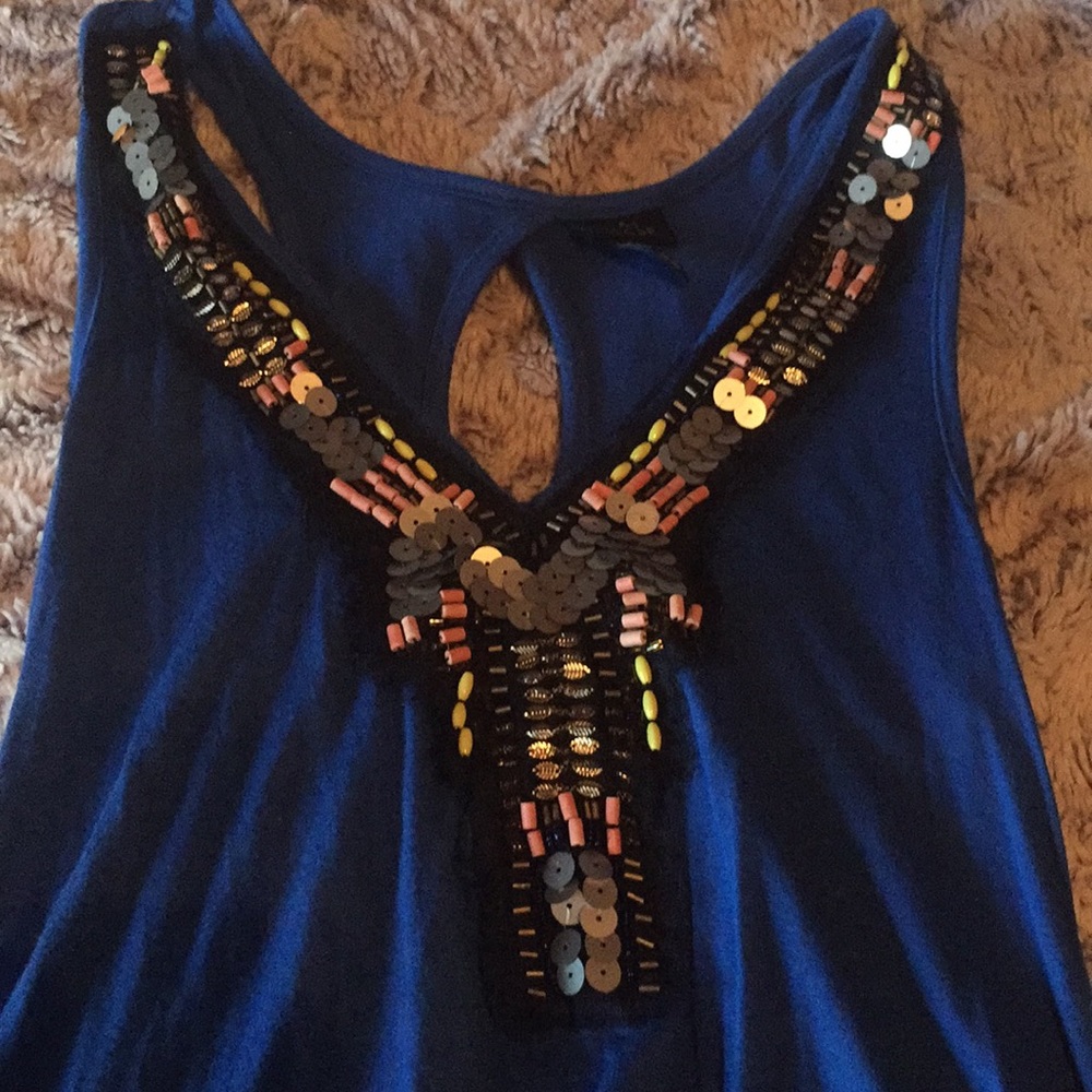High-Low Tank Top! - Picture 2 of 4
